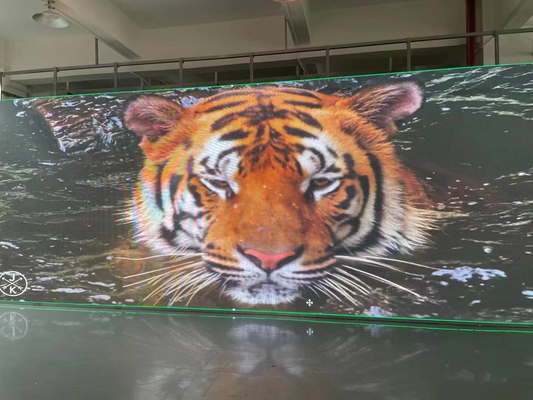 Dekorasi Balai Pernikahan P3.91 Layar LED Dalam Ruangan Kabinet Aluminium 500x1000mm