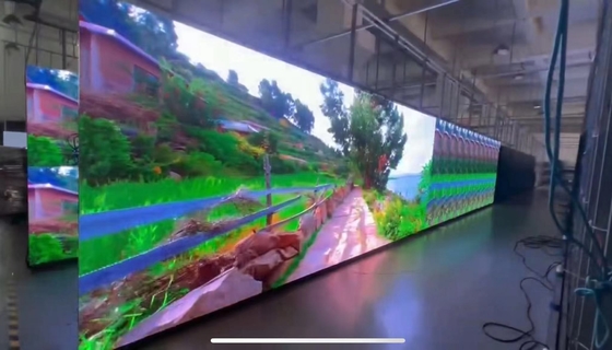 Video Menampilkan P4 RGB Outdoor LED Display Untuk Iklan Kecerahan Tinggi