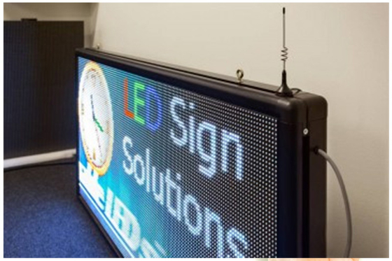Tanda LED Penuh Warna P6RGB, Papan Tanda Iklan Digital Dukungan WiFi