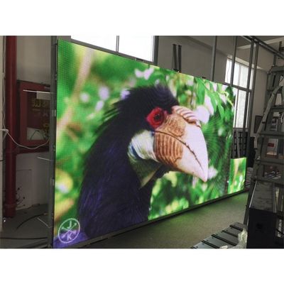 RGB P10 Outdoor Led Video Display Sistem Sinkronisasi Latar Belakang 960x960mm