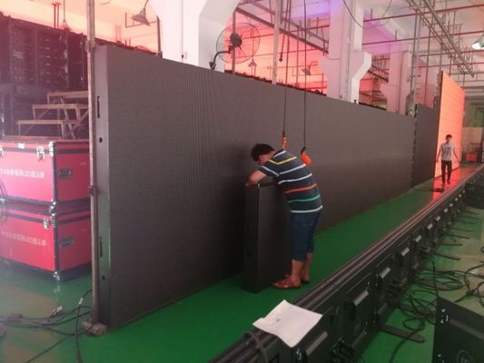 Kabinet besi 1024x1024mm Led Wall Outdoor Display 14400 Piksel Fisik