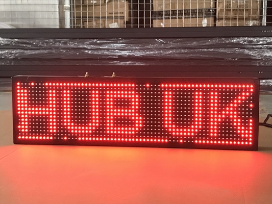 Tanda Tampilan Jendela LED P10 Warna Merah Tunggal Tahan Air Luar Ruangan