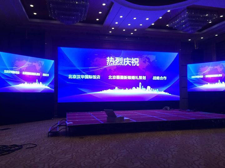 P2.5 RGB Indoor Fixed LED Screen SMD 2121 1000mcd Untuk Penggunaan Pernikahan Wedding
