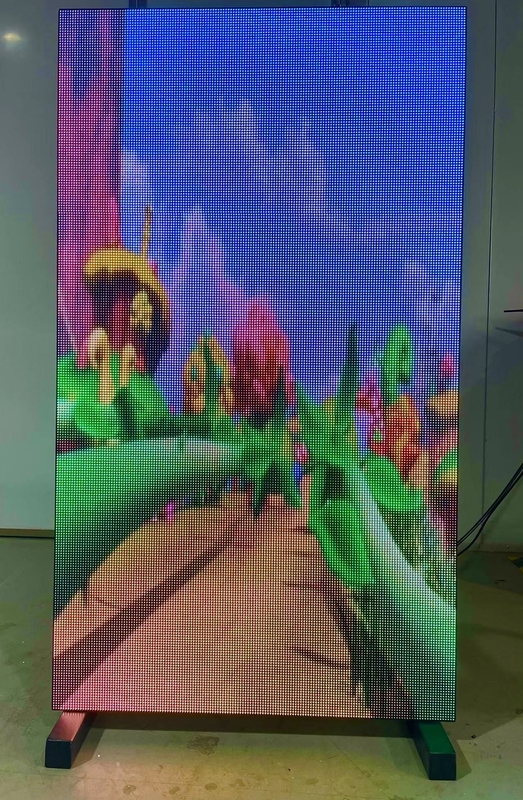 4G Clould Platform Indoor Fixed LED Screen P4 Window Display Dengan 3840 Refresh